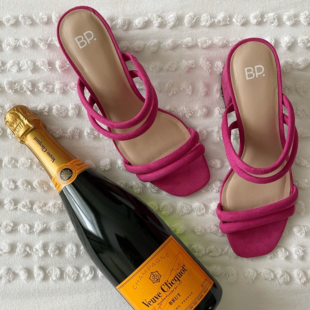 BP 💕 Hot Pink Strappy Sandals 💕 Size 7M